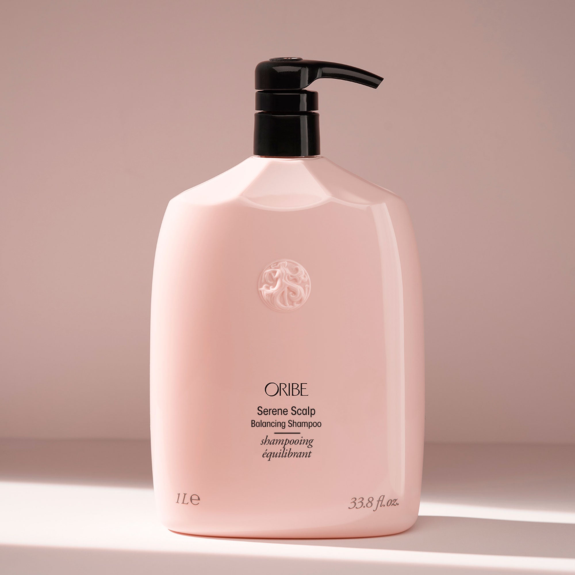 Oribe Serene hot Scalp Anti-Dandruff Shampoo