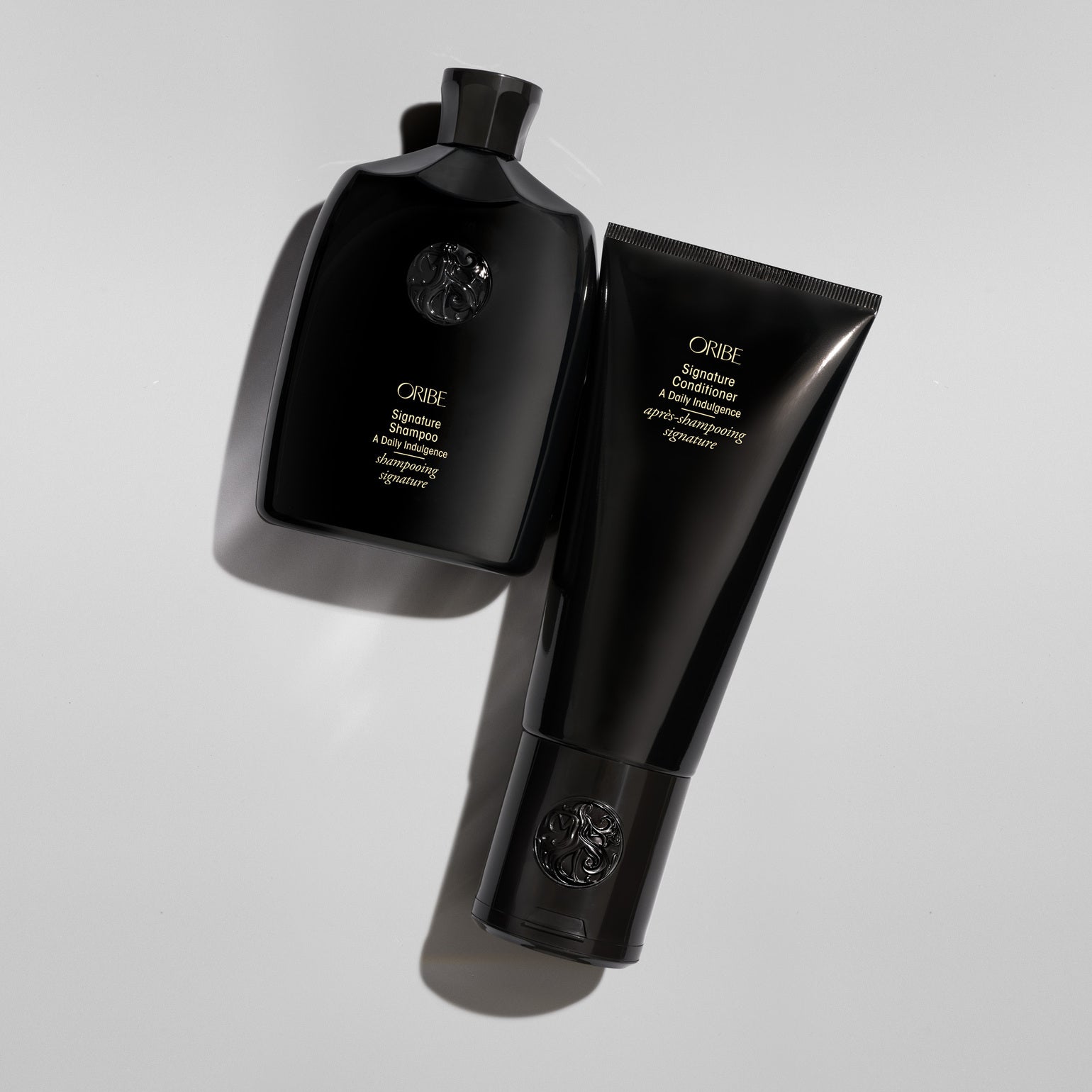 Signature Shampoo – Oribe Hair Care Sweden